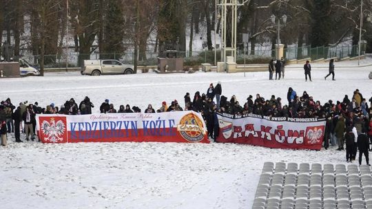 Prezydent Karol Nawrocki zauważył kibiców z Kędzierzyna-Koźla podczas pielgrzymki na Jasnej Górze