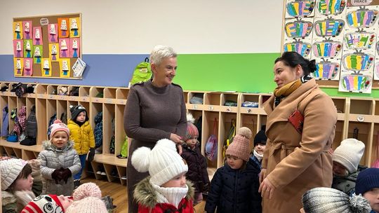 Przedszkolaki z osiedla Cisowa ugościły panią prezydent