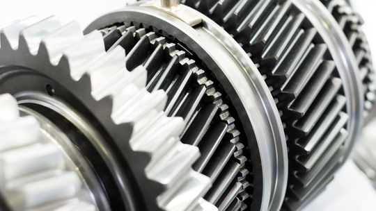 Przekładnie ślimakowe w motoreduktorach ? zastosowanie i parametry