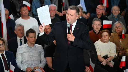 Przemysław Czarnek w Kędzierzynie-Koźlu. Mówił o migracji, bezpieczeństwie i służbie zdrowia. ZDJĘCIA