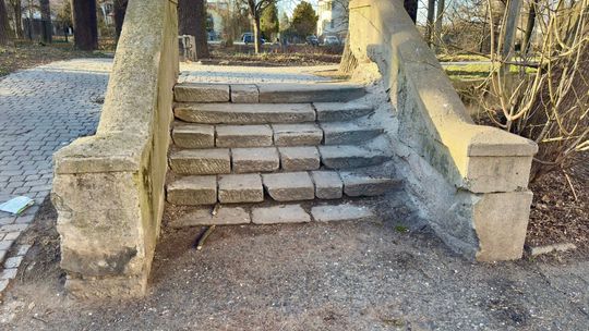 Ratujmy kozielskie schody. ZDJĘCIA