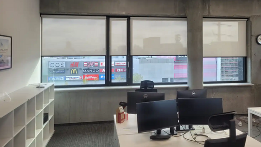 Rolety do mieszkań, domów i przestrzeni biurowych