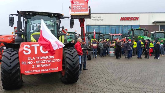 Rozpoczął się protest rolników - ponad 120 pojazdów wyjechało na DK45