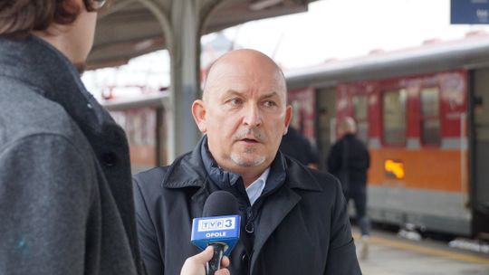 Robert Węgrzyn o rozwoju kolei na Opolszczyźnie. Co z linią Kędzierzyn-Koźle - Nysa? ZDJĘCIA