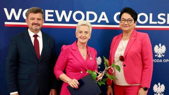 Sabina Nowosielska odznaczona za wkład w rozwój samorządu Sabina Nowosielska odznaczona za wkład w rozwój samorządu