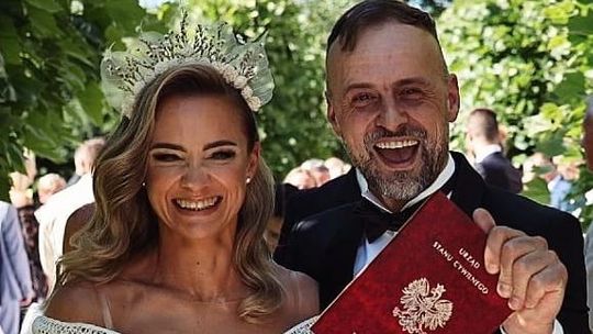 Sabina Nowosielska udzieliła pierwszego ślubu. Nowożeńcy to Ramona i Artur