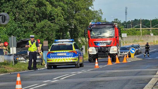 Samochody zderzyły się na przejeździe kolejowym
