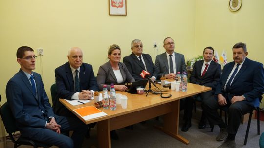 Sejmik za likwidacją Zespołu Szkół Medycznych w Koźlu. Opozycja protestuje