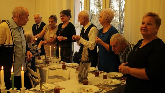 Seniorzy z Domu Dziennego Pobytu „Magnolia” gotowi na święta