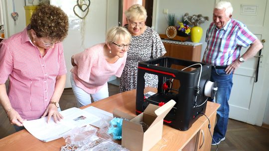 Seniorzy z Domu Dziennego Pobytu nr 2 mają własną pracownię 3D