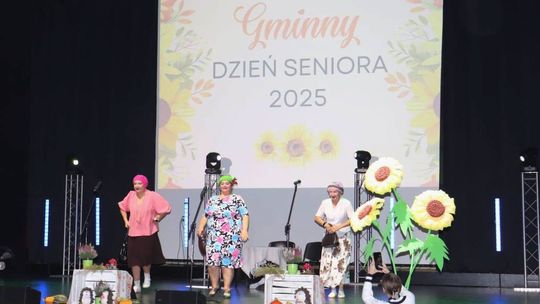 Seniorzy z kozielskiej Magnolii u przyjaciół w Zdzieszowicach. ZDJĘCIA Seniorzy z kozielskiej Magnolii u przyjaciół w Zdzieszowicach. ZDJĘCIA