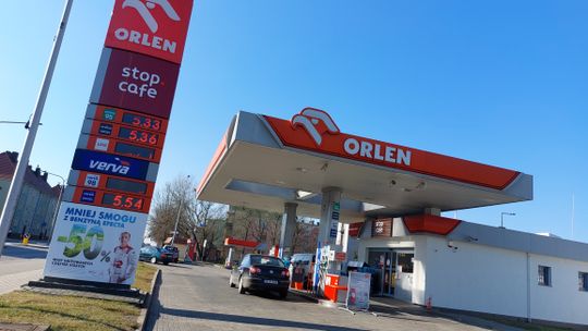Skontrolowano jakość paliwa na stacjach w Kędzierzynie-Koźlu