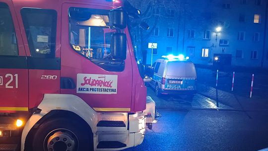 Służby ratunkowe interweniowały w bloku przy ulicy Wierzbowej