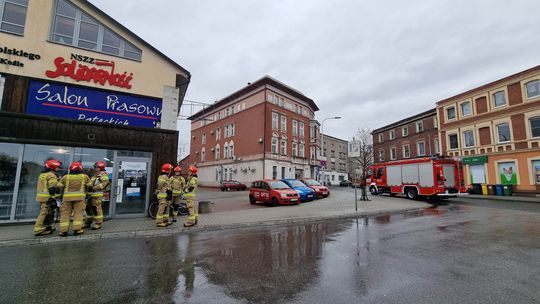 Spore zadymienie w centrum miasta. Interweniowali strażacy