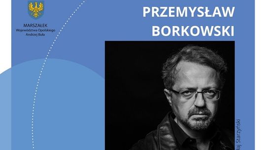 Spotkanie autorskie z Przemysławem Borkowskim w bibliotece