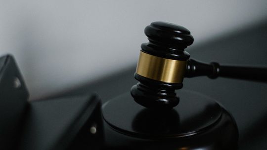 Sprawa o dyskryminację dzieci zakończona sukcesem. Gmina Reńska Wieś wygrywa przed sądem Sprawa o dyskryminację dzieci zakończona sukcesem. Gmina Reńska Wieś wygrywa przed sądem