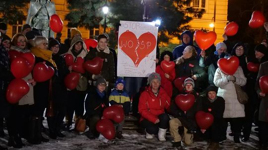 Stanęli murem za Owsiakiem na Placu Rady Europy