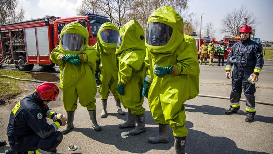 Strażacy z całego województwa ćwiczyli w Blachowni. ZDJĘCIA