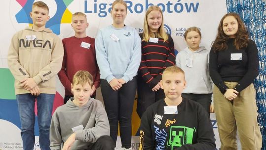 Sukces ZSP w Większycach w ogólnopolskim turnieju robotycznym "Liga Robotów". ZDJĘCIA