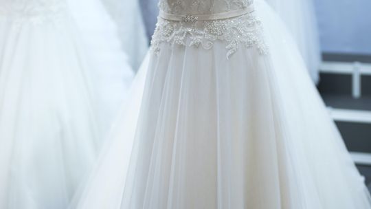 Suknie ślubne na wymiar dla każdej panny młodej