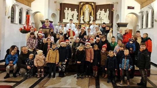 Święty Mikołaj w Starej Kuźni. Dzieci miały moc atrakcji. ZDJĘCIA Święty Mikołaj w Starej Kuźni. Dzieci miały moc atrakcji. ZDJĘCIA