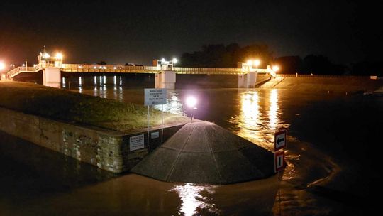 Sytuacja hydrologiczna w naszym regionie. AKTUALIZACJA - GODZ. 00.30