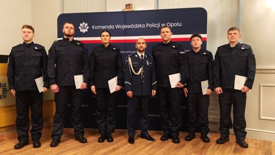 Szeregi kędzierzyńskiej policji zasiliło 6 nowych funkcjonariuszy