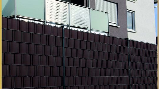 Szerokie wykorzystanie taśmy ogrodzeniowej