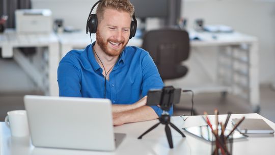 Szkolenie BHP: Między Obowiązkiem a Bezpieczeństwem!