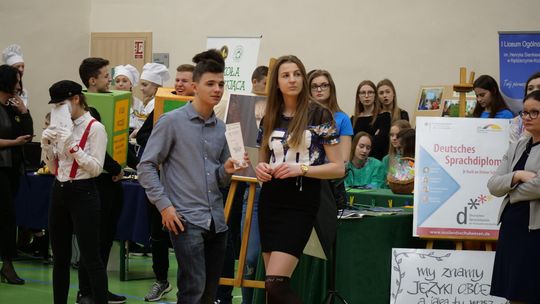 Szkoły średnie pokazały się od najlepszej strony na targach edukacji