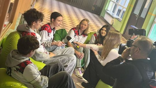 Telewizja Polska z kamerami w PSP nr 11 w Kędzierzynie-Koźlu