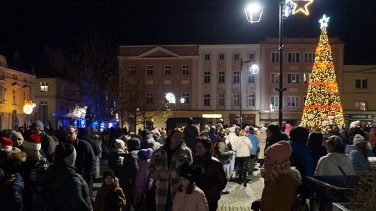 Tradycyjne rozświetlenie choinki na rynku w Koźlu nastąpi 5 grudnia