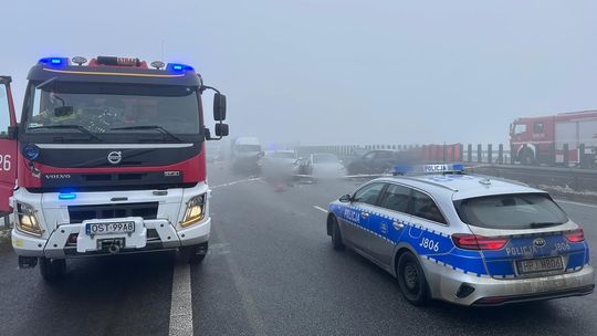 Tragedia na A4. Śmiertelny wypadek między węzłami Kędzierzyn-Koźle a Krapkowice. ZDJĘCIA