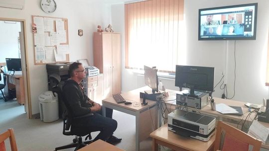 Trwają badania i monitoring wody na Kanale Gliwickim