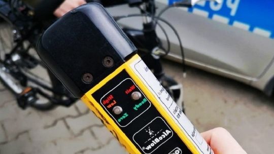 Trzech pijanych kierowców w 30 minut i 2 promile u rowerzysty