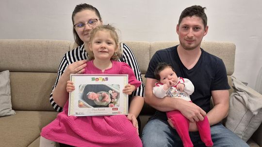 Tworzą wspaniałą rodzinę. Fajnie by było, gdyby był jeszcze chłopczyk Tworzą wspaniałą rodzinę. Fajnie by było, gdyby był jeszcze chłopczyk