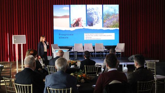 Najbliższe dni upłyną pod znakiem biznesu, rozwoju i gospodarki