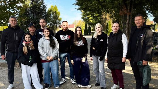 Uczą młode pokolenia pamięci o bohaterach. ZDJĘCIA