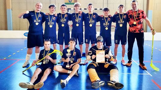 Uczniowie Zespołu Szkół nr 3 mistrzami województwa w unihokeju