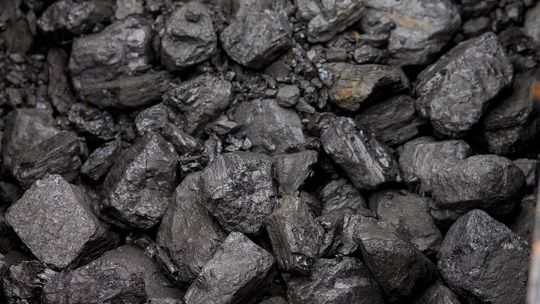 Urząd Miasta i MOPS będą przyjmowały wnioski o dopłaty do węgla