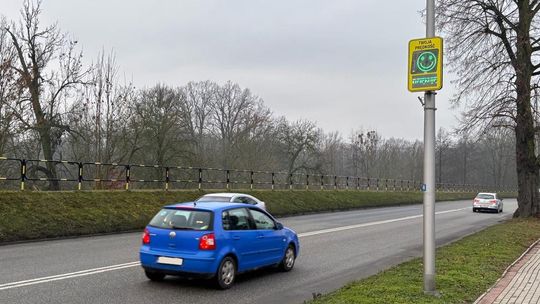 Uśmiech za przepisową jazdę. Trzy nowe mierniki prędkości w mieście