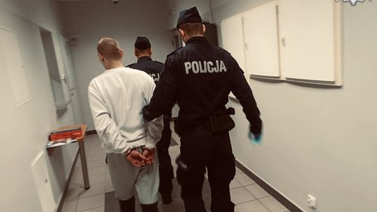 W ciągu dwóch dni opolscy policjanci zatrzymali 61 poszukiwanych osób. ZDJĘCIA