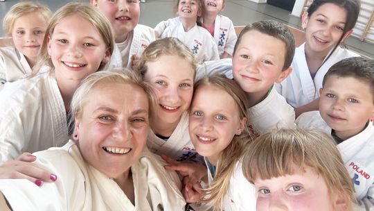 W Długomiłowicach dzieci uczą się karate z KS Oyama Onyks. ZDJĘCIA