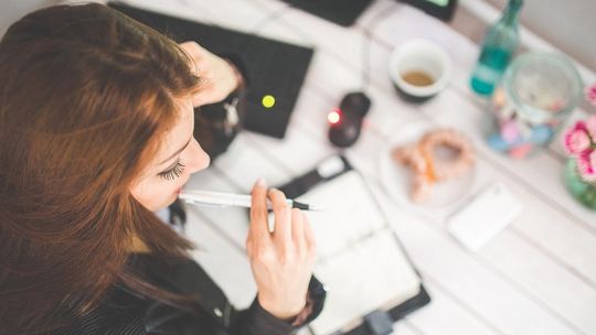 Wakacyjna praca studentów. Czy mogą dorabiać bez ograniczeń?