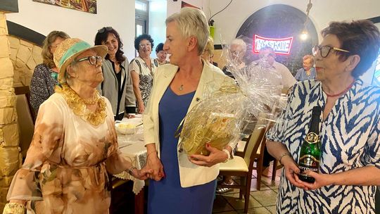 Wiedza nie zna wieku. 95-letnia studentka UTW. ZDJĘCIA