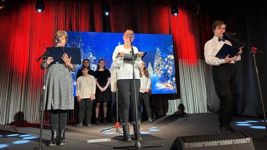 Wigilijne spotkanie „Promyczka” w ciepłej, rodzinnej atmosferze