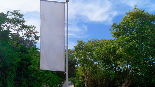 Windery reklamowe – skuteczny sposób na zwiększenie widoczności marki