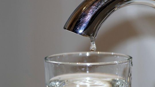 Woda z wodociągu Większyce jest już zdatna do picia bez konieczności przegotowania