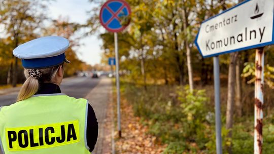Wszystkich Świętych w Kędzierzynie-Koźlu. Informacje o zmianach w ruchu i parkowaniu przy cmentarzach