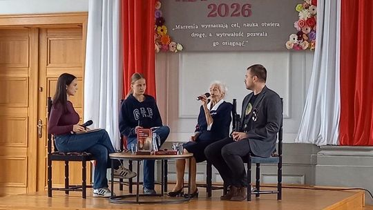 Wyjątkowi goście w kozielskim liceum. To była wyjątkowa lekcja historii